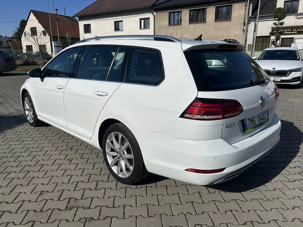 Volkswagen Golf Variant 2,0TDi Highline NAVI LEDMATRIX - foto 4