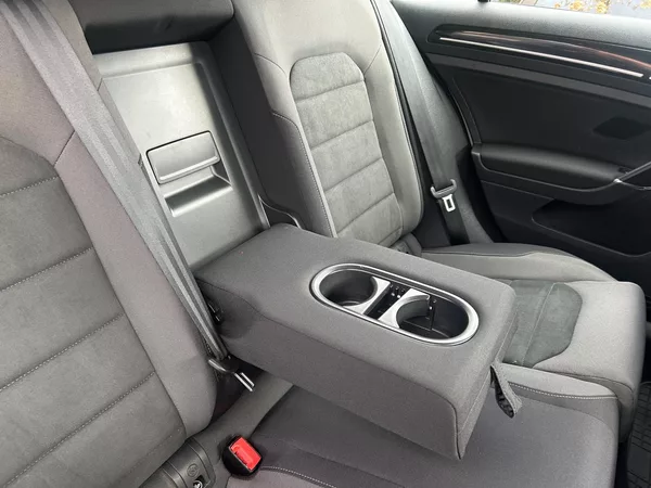 Volkswagen Golf Variant 2,0TDi Highline NAVI LEDMATRIX - foto 43