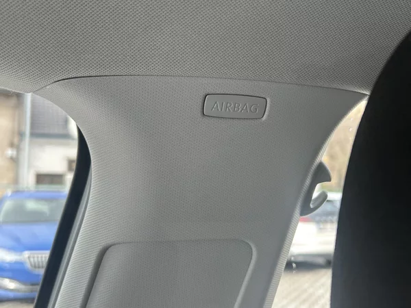 Volkswagen Golf Variant 2,0TDi Highline NAVI LEDMATRIX - foto 59