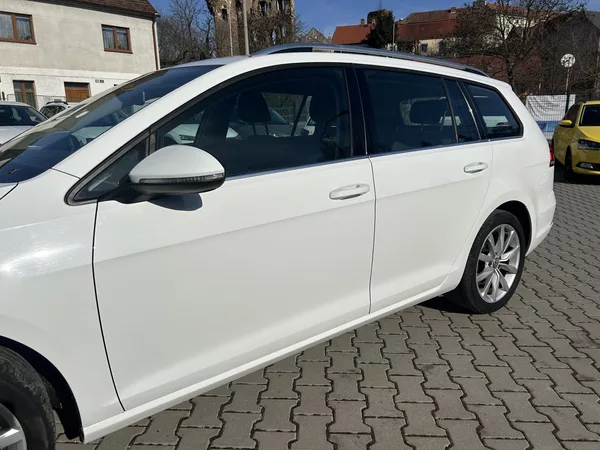 Volkswagen Golf Variant 2,0TDi Highline NAVI LEDMATRIX - foto 6