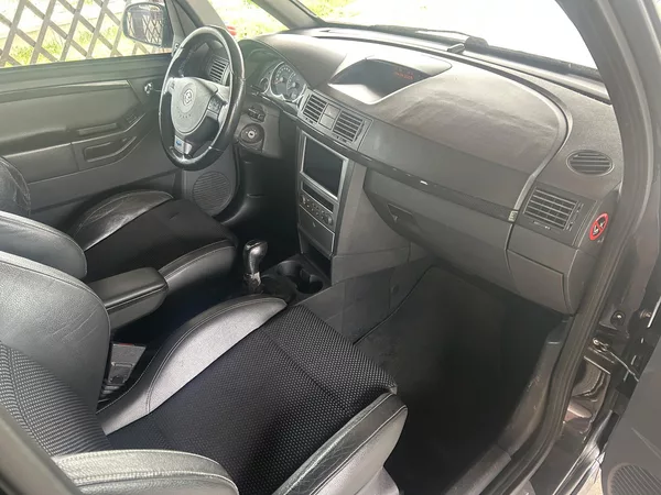 Opel Meriva 1,6i OPC 132kW - foto 30