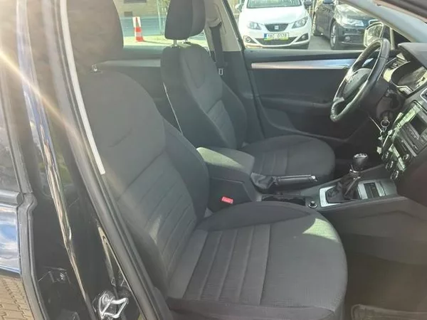Škoda Octavia 1,4TSi elegance combi 103kW - foto 28