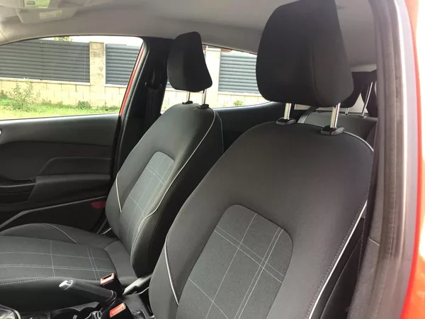 Ford Fiesta 1,0 model 2018 1.majitel - foto 32