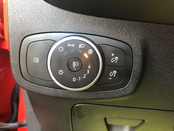 Ford Fiesta 1,0 model 2018 1.majitel - foto 45