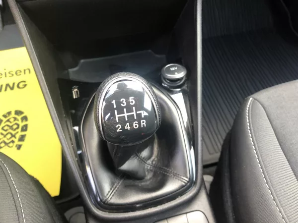 Ford Fiesta 1,0 model 2018 1.majitel - foto 51