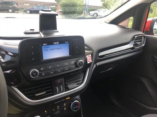 Ford Fiesta 1,0 model 2018 1.majitel - foto 55
