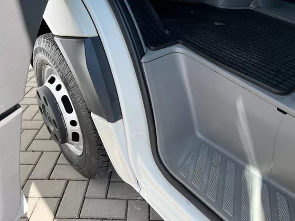 Volkswagen Crafter 2.5TDi Odtahový speciál - foto 14