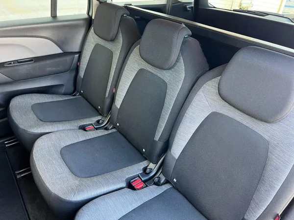 Citroën Grand C4 SpaceTourer 1.5HDi 96kW Business+ 7-míst - foto 17
