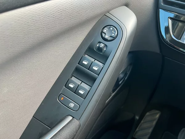 Citroën Grand C4 SpaceTourer 1.5HDi 96kW Business+ 7-míst - foto 20