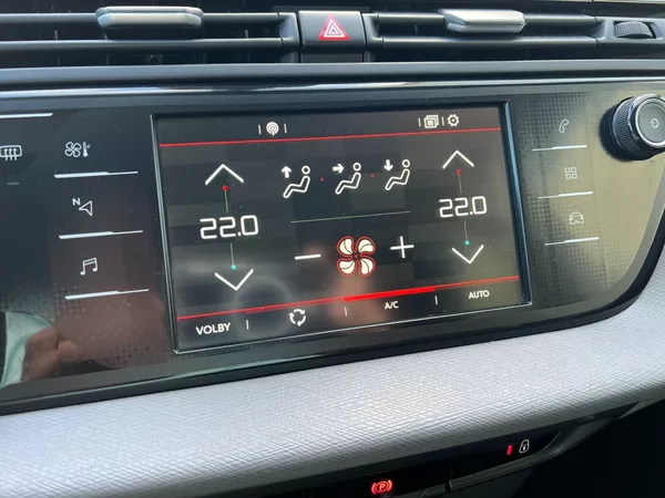 Citroën Grand C4 SpaceTourer 1.5HDi 96kW Business+ 7-míst - foto 23
