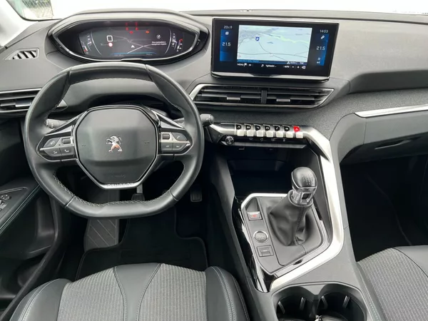 Peugeot 5008 1.2PT 96kW! Allure! Tažné! LED - foto 15