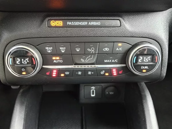 Ford Focus Active 2.0TDCi 110KW! Tažné! - foto 16