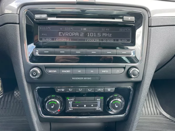 Škoda Superb 2.0 TDi 103kW! DSG! CZ! - foto 16