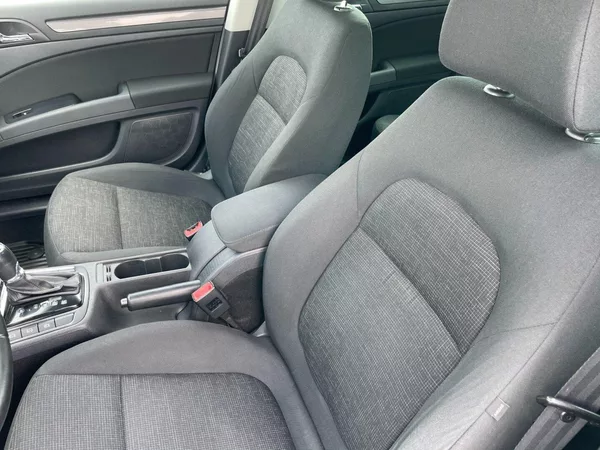 Škoda Superb 2.0 TDi 103kW! DSG! CZ! - foto 18