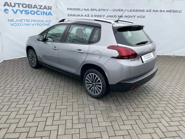 Peugeot 2008 1.2PT 61kW Navigace! Car Play - foto 6