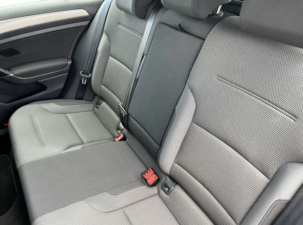 Volkswagen Golf 2.0TDi 110kW! Xenony - foto 17