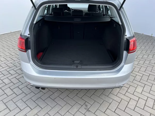 Volkswagen Golf 2.0TDi 110kW! Xenony - foto 9