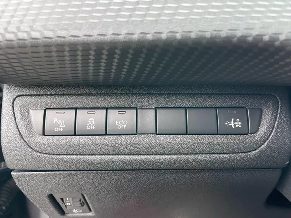 Peugeot 2008 1.6HDi Klima! - foto 26