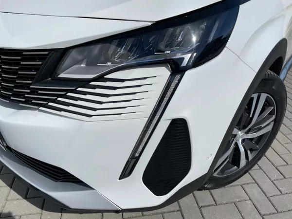 Peugeot 5008 1.5HDi Allure! EAT8! ČR+1.maj! - foto 9