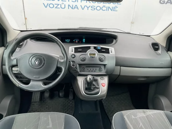 Renault Scénic 1.6i 16V Climatronic! - foto 13