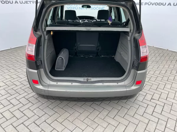 Renault Scénic 1.6i 16V Climatronic! - foto 9