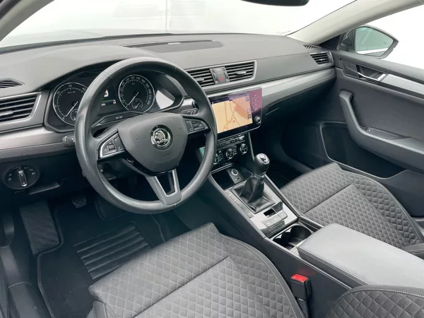 Škoda Superb 2.0TDi 110kW 4x4! STYLE++! - foto 12
