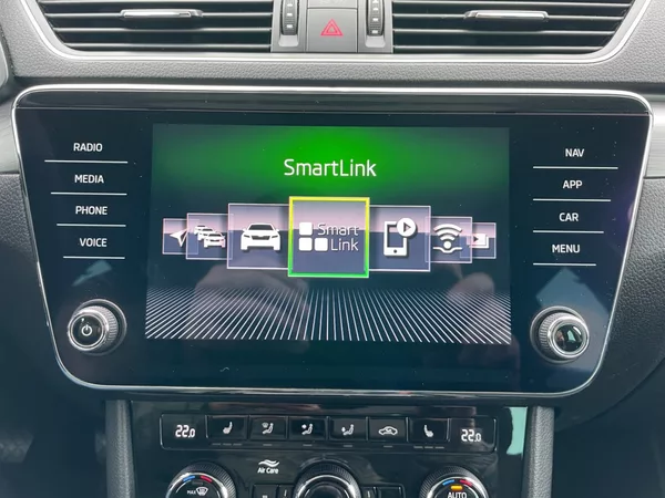Škoda Superb 2.0TDi 110kW 4x4! STYLE++! - foto 27