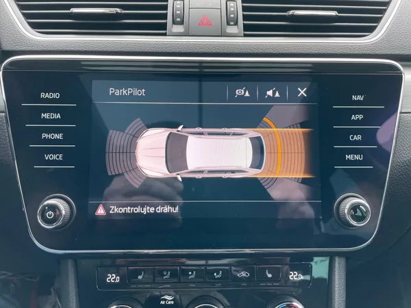 Škoda Superb 2.0TDi 110kW 4x4! STYLE++! - foto 36