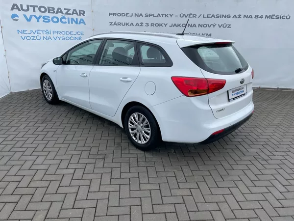 Kia Ceed SW 1.4CRDi Climatronic! Navi! - foto 6