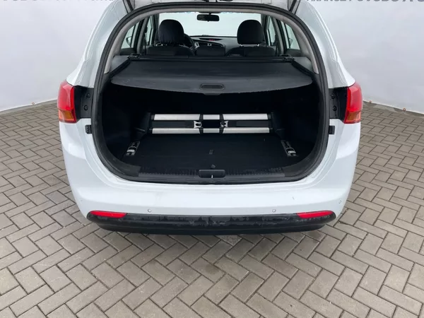 Kia Ceed SW 1.4CRDi Climatronic! Navi! - foto 9