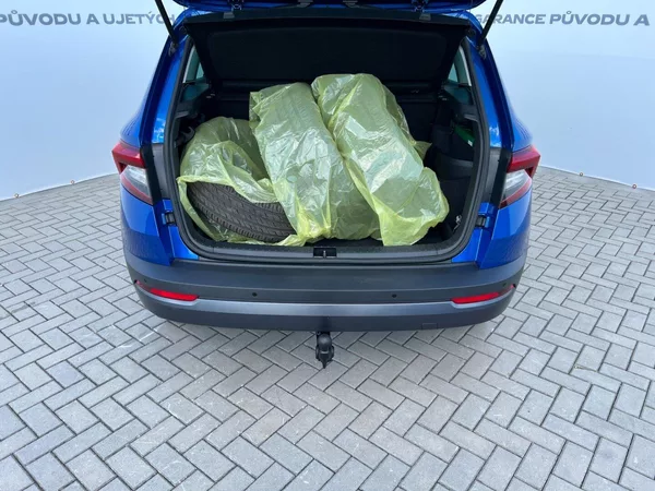 Škoda Karoq 2.0TDi Style+! Tažné! ČR+1.maj - foto 10