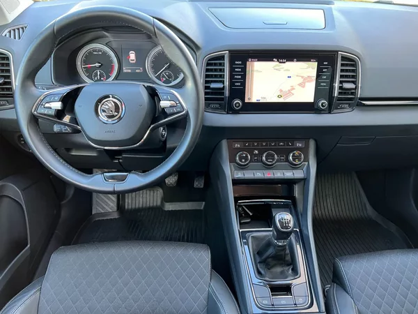 Škoda Karoq 2.0TDi Style+! Tažné! ČR+1.maj - foto 15