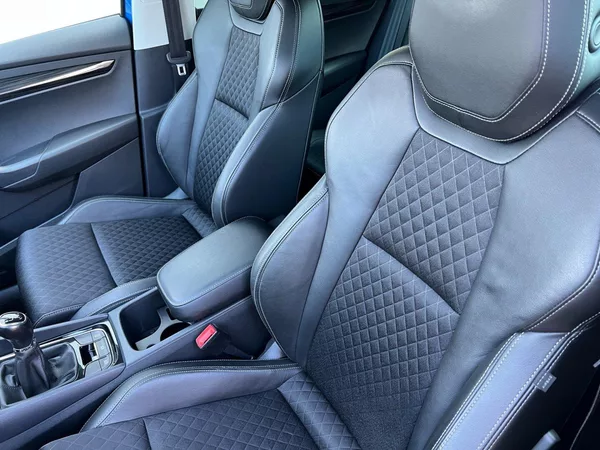 Škoda Karoq 2.0TDi Style+! Tažné! ČR+1.maj - foto 18