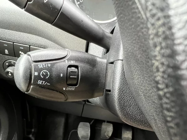 Citroën Berlingo 1.6HDi 73kW! Shine! Tažné! - foto 22