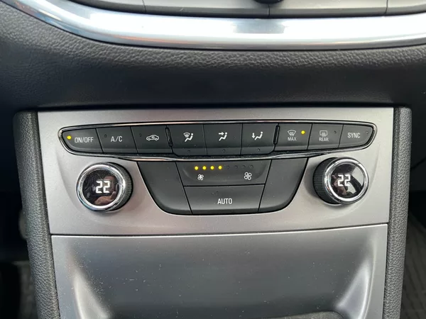Opel Astra 1.6CDTi 81kW! 2x kola! ČR! - foto 16