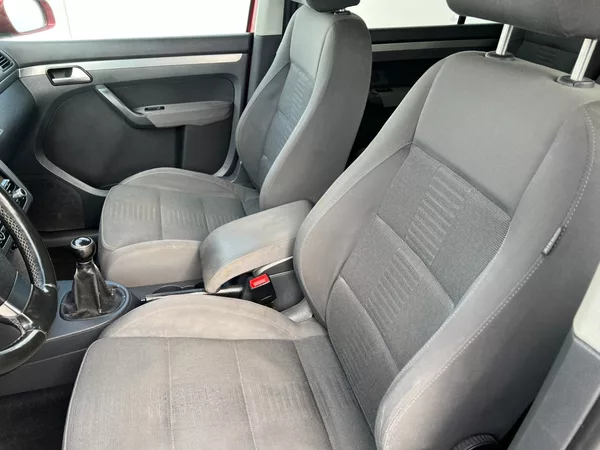 Volkswagen Touran 2.0TDi 103kW! 2x kola! - foto 17