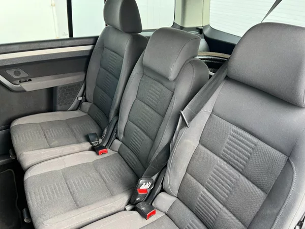 Volkswagen Touran 2.0TDi 103kW! 2x kola! - foto 18