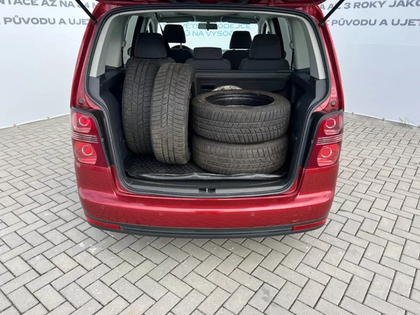 Volkswagen Touran 2.0TDi 103kW! 2x kola! - foto 9