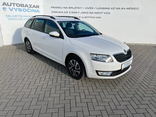 Škoda Octavia 1.6TDi 77kW 4x4! 2xkola! tažné - foto 3