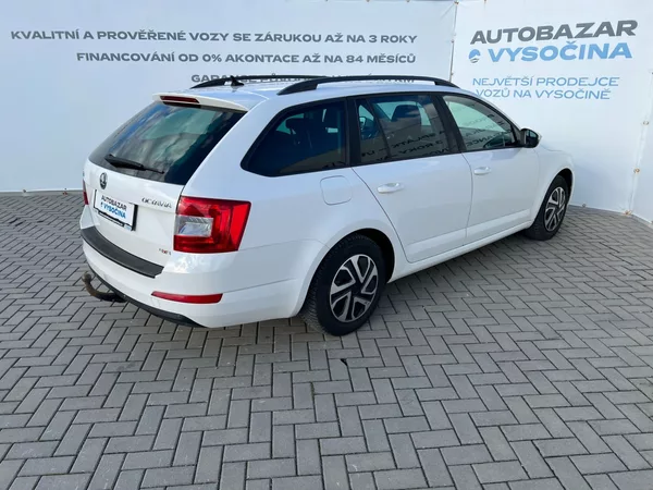 Škoda Octavia 1.6TDi 77kW 4x4! 2xkola! tažné - foto 4