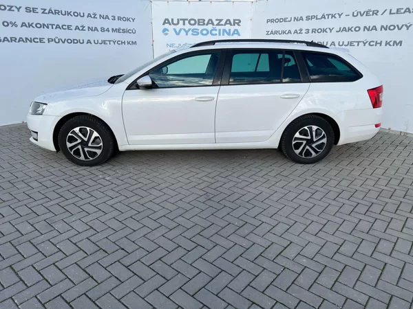 Škoda Octavia 1.6TDi 77kW 4x4! 2xkola! tažné - foto 7