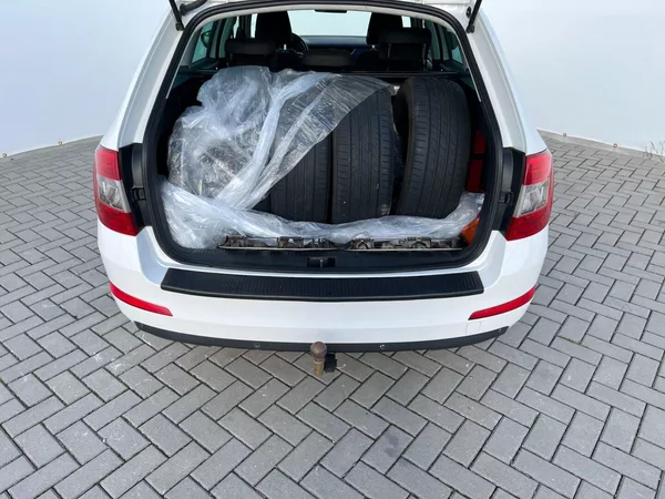 Škoda Octavia 1.6TDi 77kW 4x4! 2xkola! tažné - foto 9