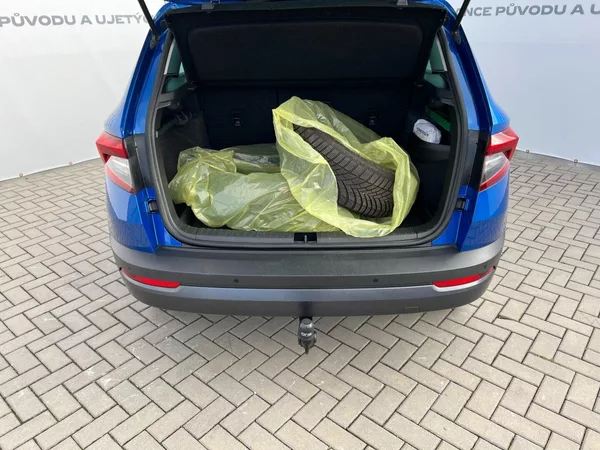 Škoda Karoq 2.0TDi Style+! Tažné! ČR+1.maj - foto 10
