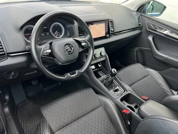 Škoda Karoq 2.0TDi Style+! Tažné! ČR+1.maj - foto 15