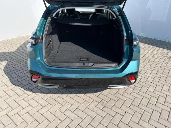 Peugeot 308 1.2PT 96kW! Allure! ČR! AUT. - foto 10
