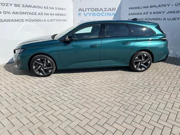 Peugeot 308 1.2PT 96kW! Allure! ČR! AUT. - foto 7