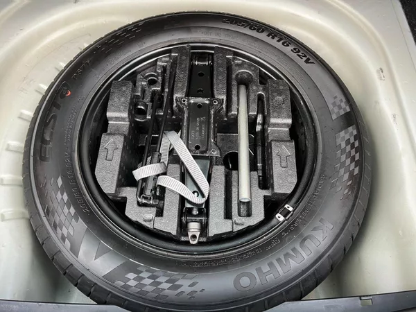 Škoda Octavia com. 2.0TDi! ČR+1. maj! TAŽNÉ! - foto 11