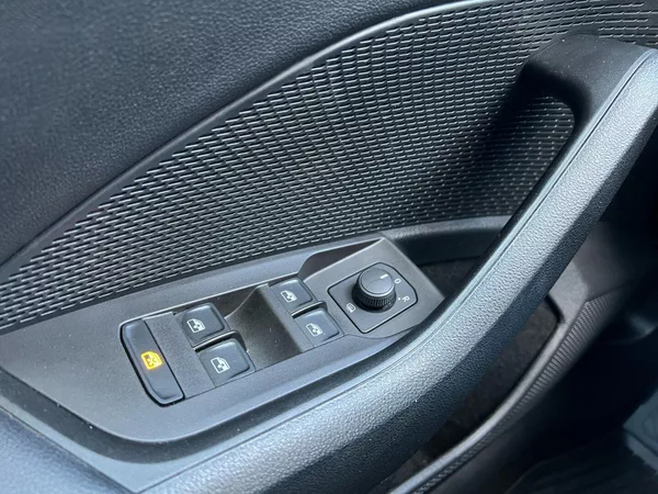 Škoda Octavia com. 2.0TDi! ČR+1. maj! TAŽNÉ! - foto 23