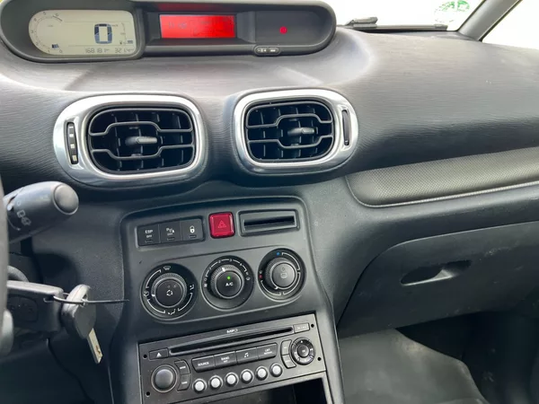 Citroën C3 Picasso 1.4VTi 70kW! Tažné zařízení! - foto 14