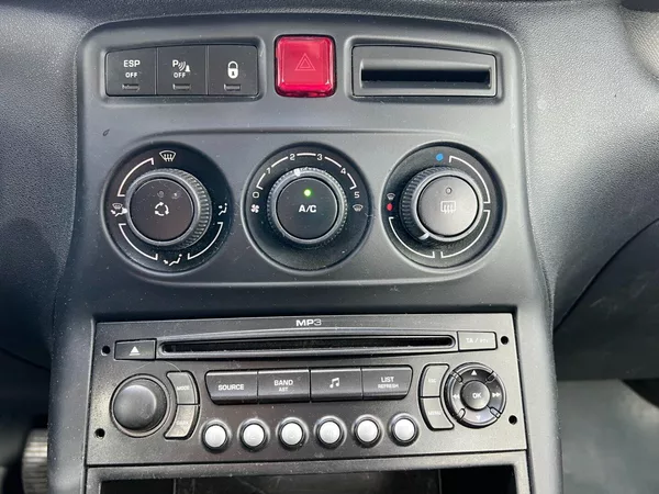 Citroën C3 Picasso 1.4VTi 70kW! Tažné zařízení! - foto 15